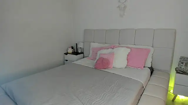 Ori valentina online show from 31, 3, 2026