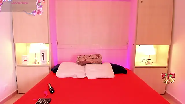 EmilyyStuart online show from 31, 1, 2025