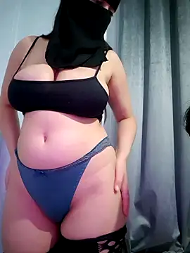 Snapshot of _arabica_ chatting on 8, 11, 2025 arabica online show from 8, 11, 2025