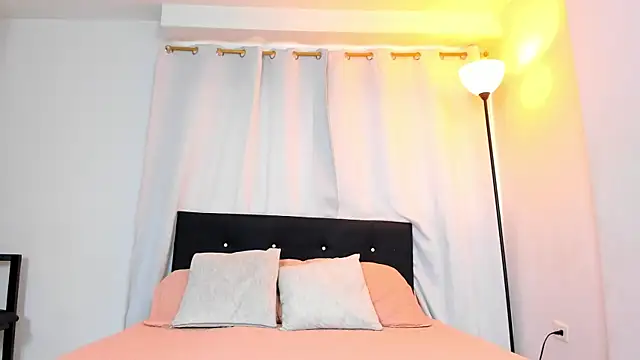 DailaSmith online show from 4, 3, 2025