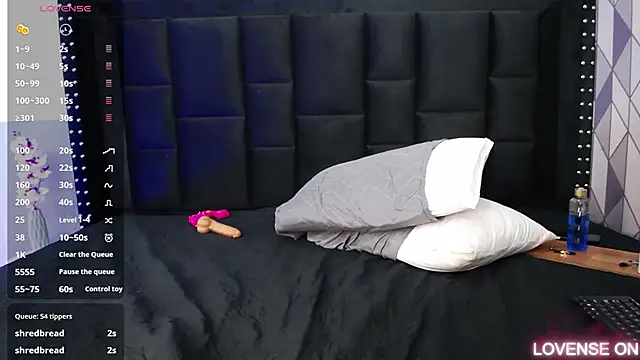 petitelittleebony online show from 18, 3, 2025