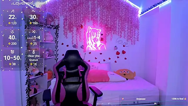 cat kitty18  online show from 28, 2, 2025