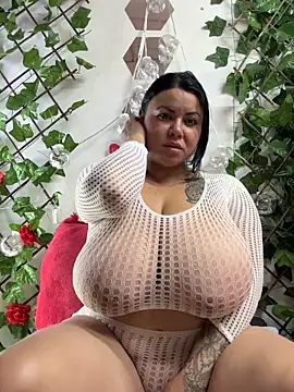 alicia squirt big online show from 26, 9, 2025
