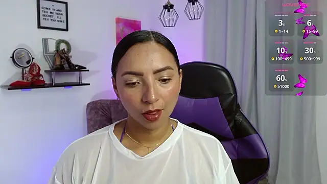 Emmi Cam online show from 31, 3, 2026