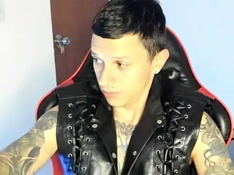 Snapshot of goodboy69l chatting on 6, 5, 2026 goodboy69l online show from 6, 5, 2026
