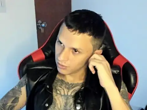 Snapshot of goodboy69l chatting on 26, 5, 2026 goodboy69l online show from 26, 5, 2026