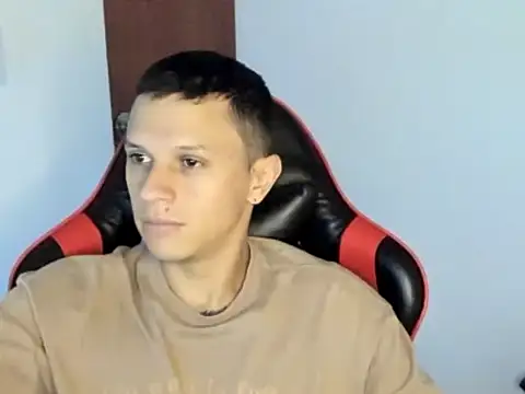Snapshot of goodboy69l chatting on 30, 5, 2026 goodboy69l online show from 30, 5, 2026