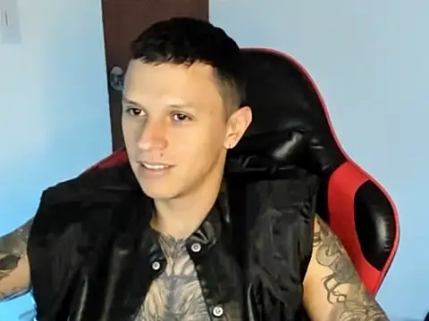 Snapshot of goodboy69l chatting on 2, 6, 2026 goodboy69l online show from 2, 6, 2026