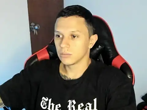 Snapshot of goodboy69l chatting on 5, 6, 2026 goodboy69l online show from 5, 6, 2026