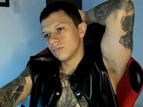 Snapshot of goodboy69l chatting on 13, 6, 2026 goodboy69l online show from 13, 6, 2026