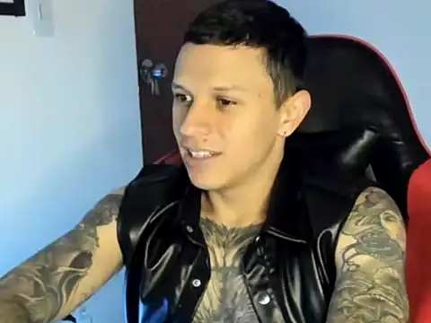 Snapshot of goodboy69l chatting on 16, 6, 2026 goodboy69l online show from 16, 6, 2026