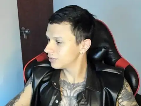 Snapshot of goodboy69l chatting on 25, 6, 2026 goodboy69l online show from 25, 6, 2026
