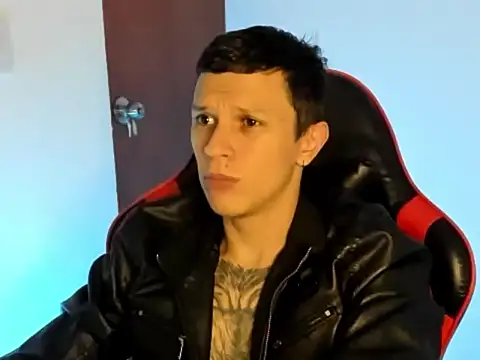 Snapshot of goodboy69l chatting on 7, 7, 2026 goodboy69l online show from 7, 7, 2026