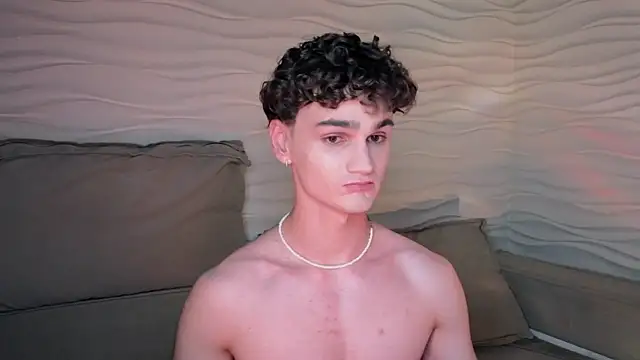 adam 21cm   online show from 26, 1, 2025