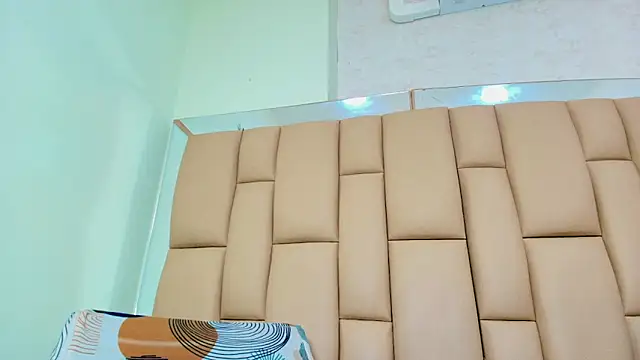 Snapshot of mss_samy chatting on 18, 9, 2025 mss samy online show from 18, 9, 2025