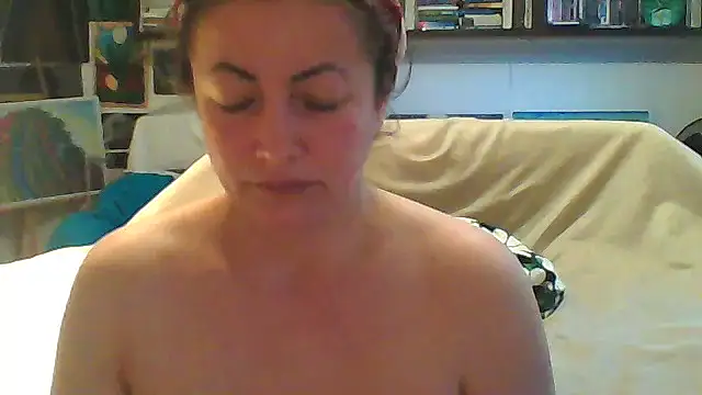 MariaAnaSunshine online show from 9, 9, 2025