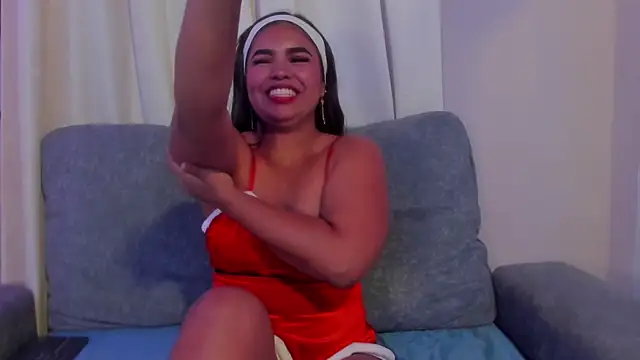 zoe roux21 online show from 14, 12, 2025