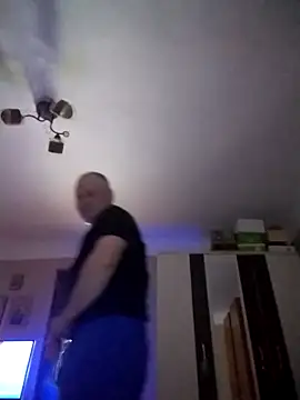 nudistu021 online show from 19, 4, 2026