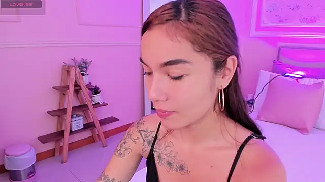 scarlet castro online show from 27, 2, 2026