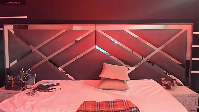 SexyNaf online show from 12, 9, 2025