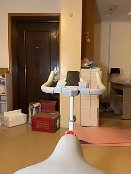 Tastemystrawberry online show from 19, 9, 2025