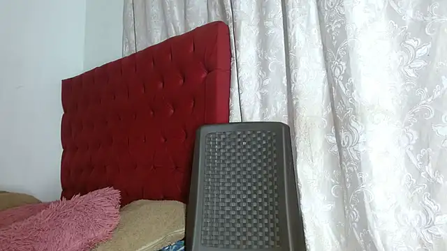 cristinamontiel online show from 11, 10, 2025