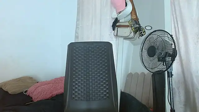 Snapshot of cristinamontiel chatting on 9, 5, 2026 cristinamontiel online show from 9, 5, 2026