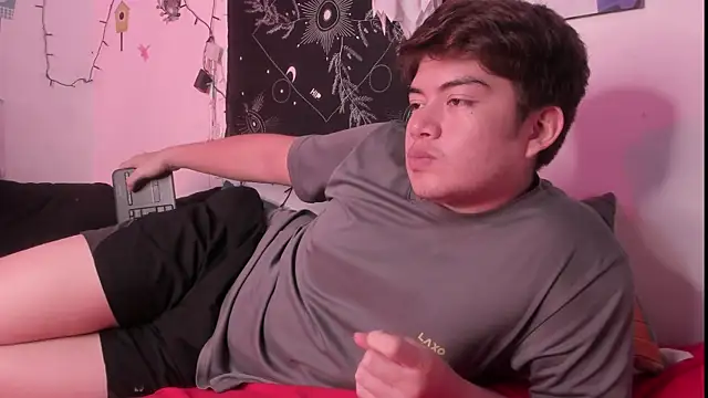 hothoneychile online show from 3, 11, 2025