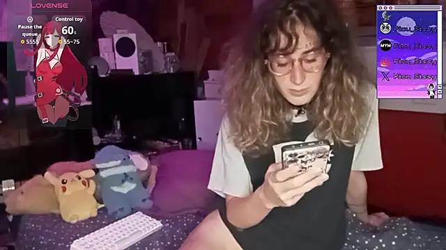 piou-sissy online show from 22, 10, 2025