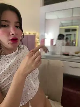 annaharper- online show from 2, 2, 2025