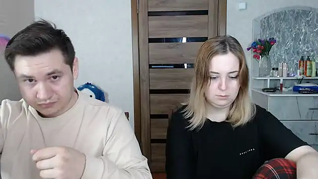 Snapshot of Kristy-Max chatting on 11, 2, 2025 Kristy-Max online show from 11, 2, 2025