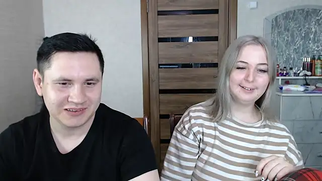Snapshot of Kristy-Max chatting on 27, 2, 2025 Kristy-Max online show from 27, 2, 2025