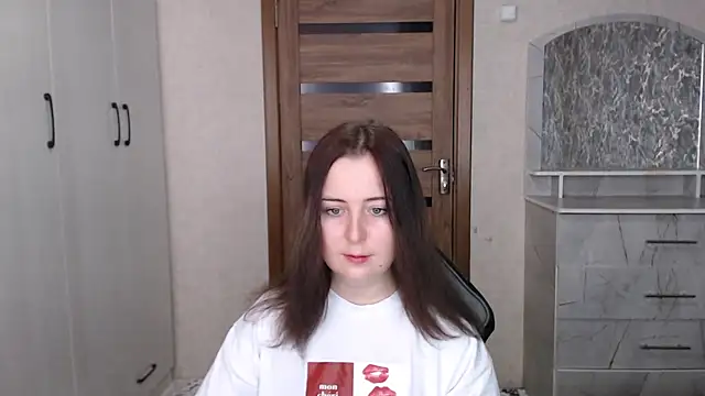 Kristy-Max online show from 21, 11, 2025