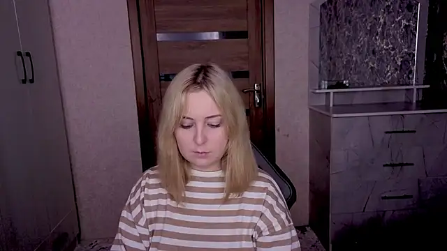 Kristy-Max online show from 2, 2, 2026