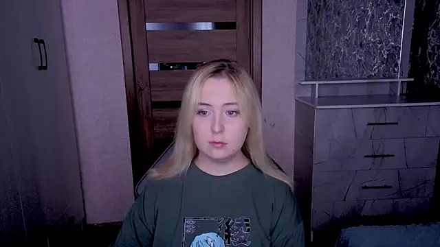 Snapshot of Kristy-Max chatting on 19, 5, 2026 Kristy-Max online show from 19, 5, 2026