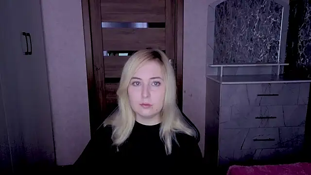 Snapshot of Kristy-Max chatting on 22, 5, 2026 Kristy-Max online show from 22, 5, 2026