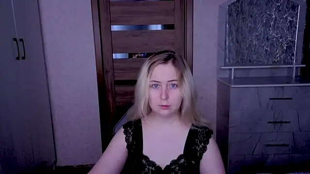 Snapshot of Kristy-Max chatting on 27, 6, 2026 Kristy-Max online show from 27, 6, 2026
