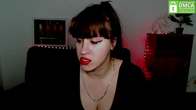 Snapshot of Amali_Ivanna_smit chatting on 19, 12, 2024 Amali Ivanna smit online show from 19, 12, 2024