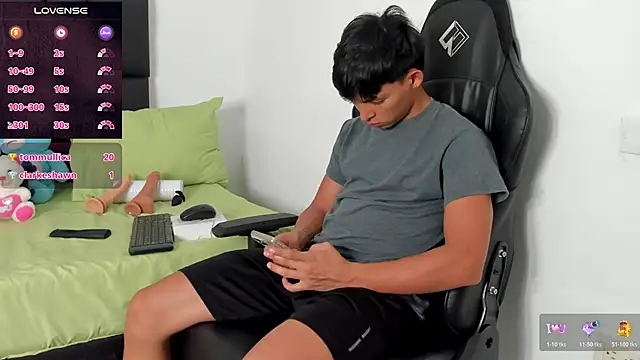 Tonny twink  online show from 23, 3, 2026