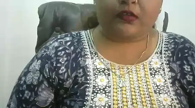 Snapshot of yours_jassi chatting on 2, 2, 2025 yours jassi online show from 2, 2, 2025