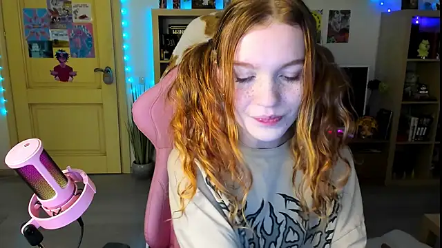 Sunny Elly online show from 21, 10, 2025