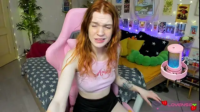 Sunny Elly online show from 7, 4, 2026