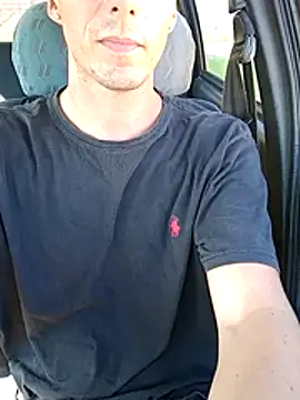 Snapshot of Pauzudoooootk chatting on 4, 2, 2026 Pauzudoooootk online show from 4, 2, 2026