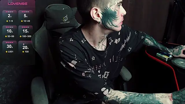 lonelycrystal online show from 3, 11, 2025