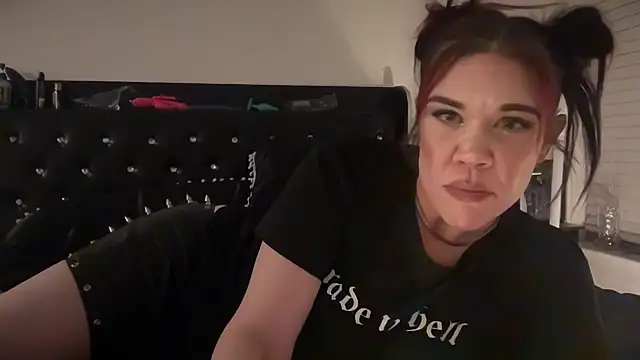 RavenRayyy online show from 11, 1, 2026