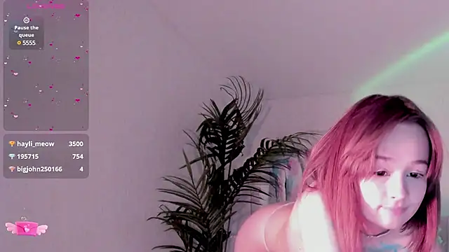 Mary uw online show from 28, 2, 2025