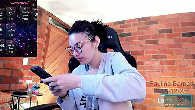 paulinabarnett- online show from 16, 12, 2025