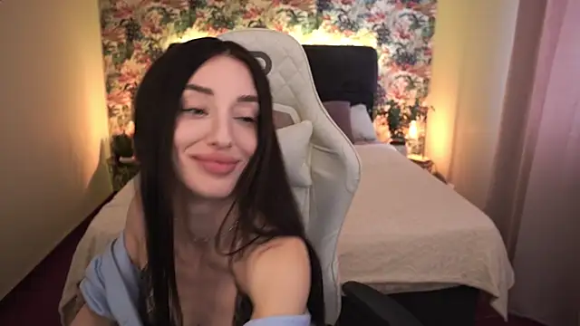 Alice Arwen online show from 16, 3, 2025