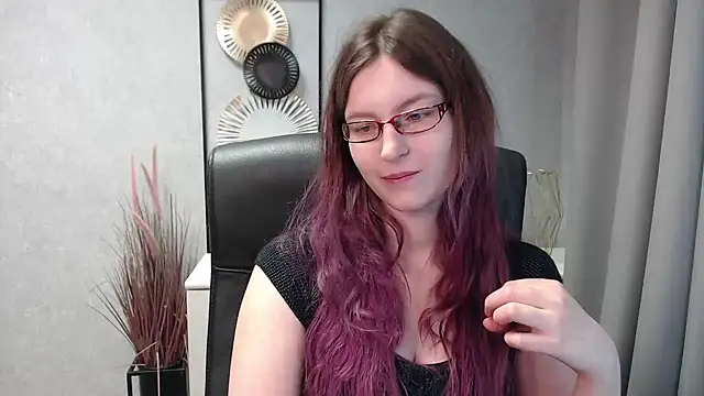 emmaxDelight online show from 29, 12, 2024