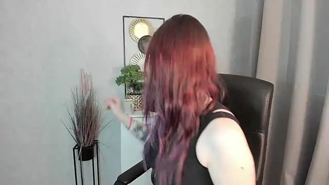 emmaxDelight online show from 24, 3, 2026